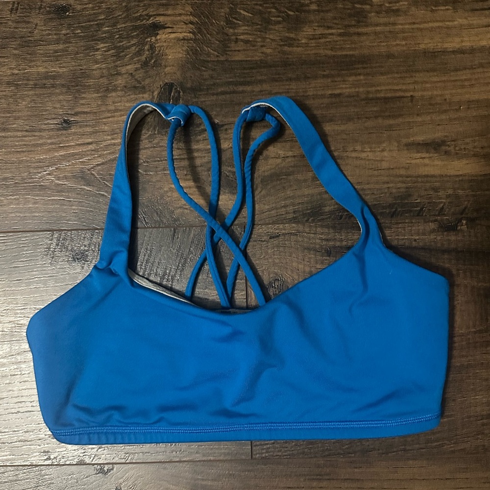 Lululemon Free To Be Bra Size 6